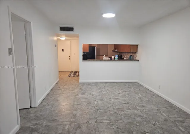 4th image of 7610 Stirling Rd #102C, Davie, FL 33024 | MLS# A11965642
