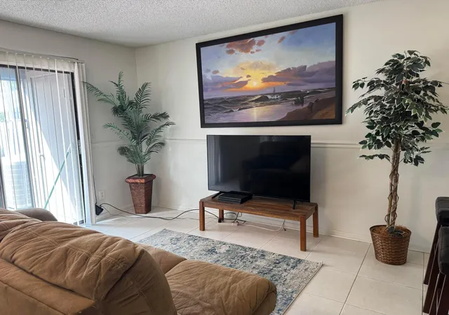 Photo 3 of Single family home for sale at 1443 39th Avenue #2, Vero Beach, FL 32960 | MLS# R11163751 | Listing updated on 2026-09-23
