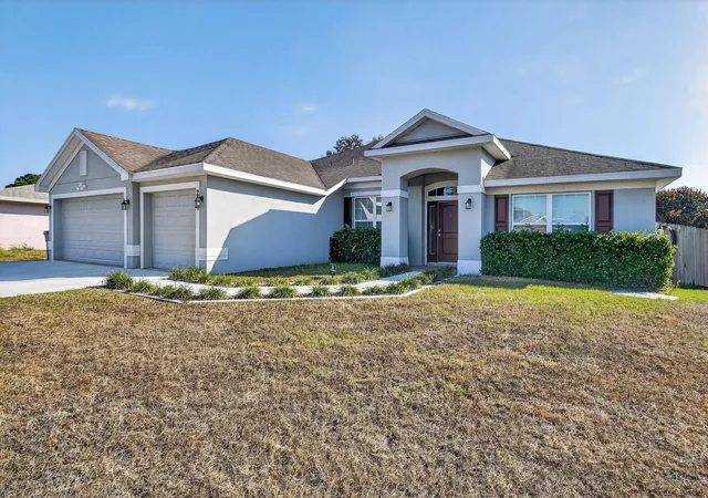 1st image of 294 Sw Statler Ave, Port Saint Lucie, FL 34984 | MLS# R11164039