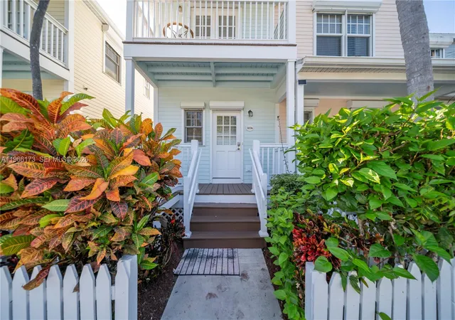 44th image of 5036 Sunset Village Dr, Marathon, FL 33050 | MLS# A11966173