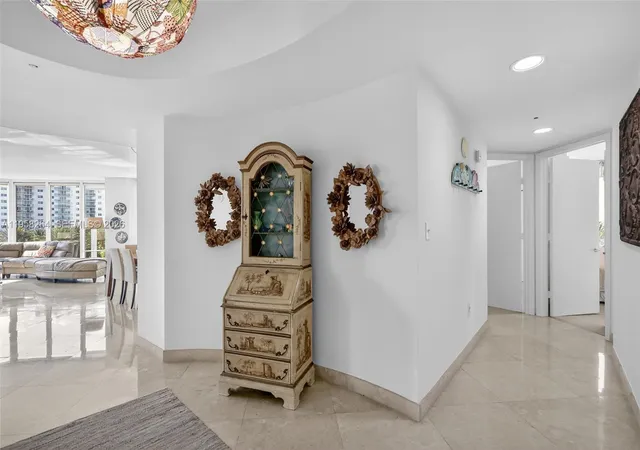 5th image of 19333 Collins Ave #510, Sunny Isles Beach, FL 33160 | MLS# A11958264