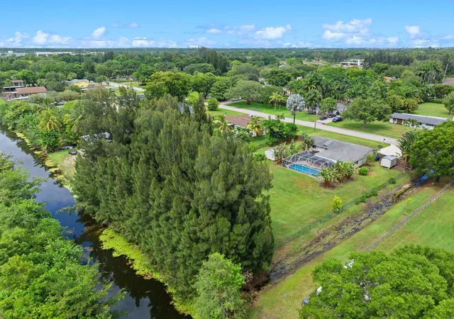 Photo 1 of Sale Pending at 5191 Sw 188th Avenue, Southwest Ranches, FL 33332 | MLS# F10552115 | Listing updated on 2026-09-21