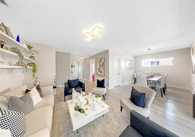 4th image of 907 N Park Rd, Hollywood, FL 33021 | MLS# A11966867