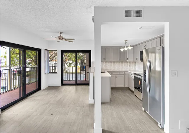 4th image of 4705 Sw 62Nd Ave, Davie, FL 33314