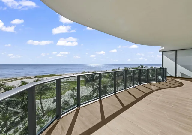 Photo 4 of Condo for sale at 900 N Ocean Blvd #406, Pompano Beach, FL 33062 | MLS# R11164486 | Listing updated on 2026-09-24