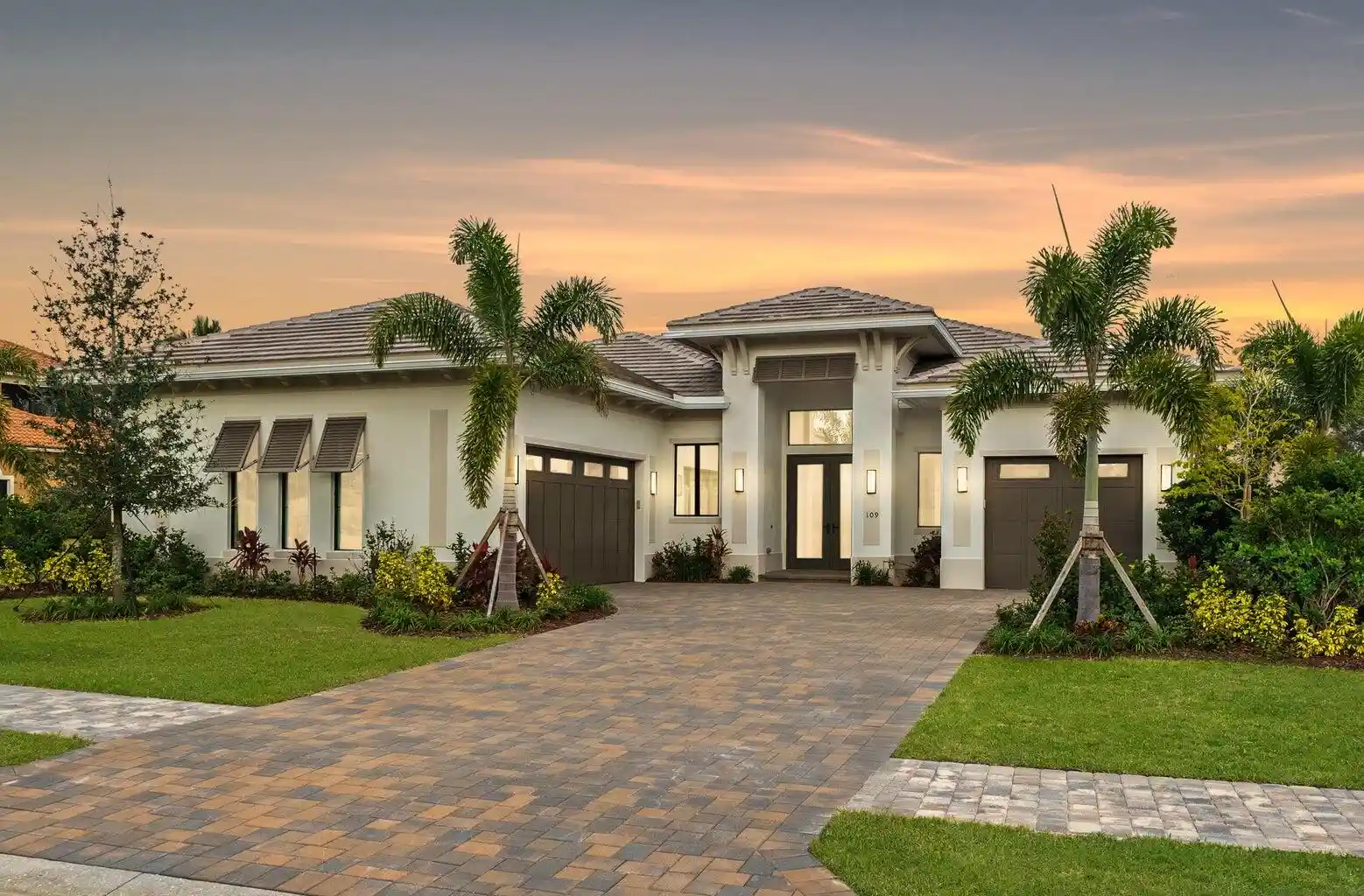 Photo 1 of Sale Pending at 109 Se Via Verona, Port Saint Lucie, FL 34984 | MLS# R11164515 | Listing updated on 2026-10-20