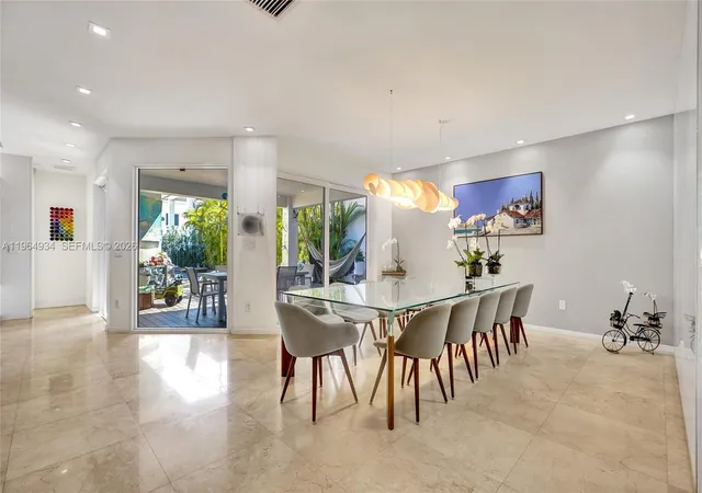 3rd image of Presidential Estates Sub, Miami, FL 33179