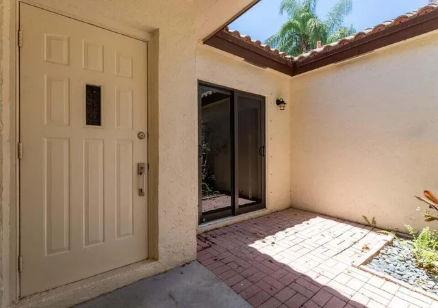 2nd image of 3113 Kingswood Ter, Boca Raton, FL 33431 | MLS# R11164563