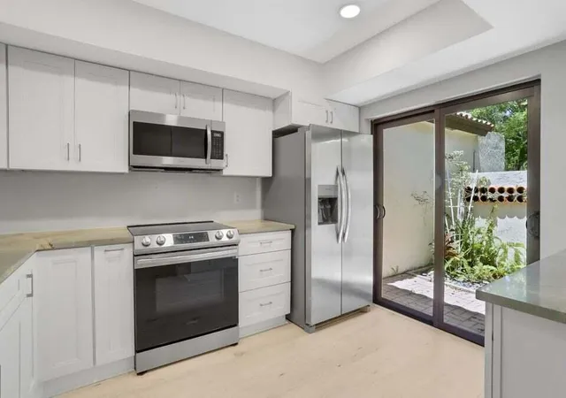 5th image of 3113 Kingswood Ter, Boca Raton, FL 33431 | MLS# R11164563