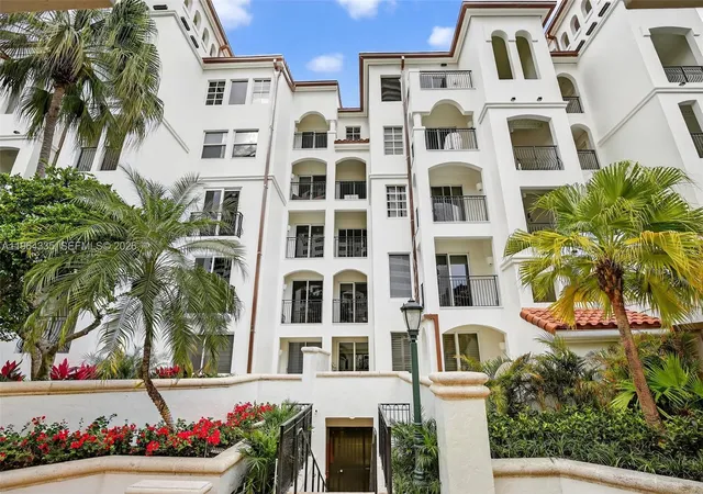 3rd image of 3500 Island Blvd #D201, Aventura, FL 33160 | MLS# A11964335