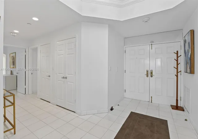4th image of 3500 Island Blvd #D201, Aventura, FL 33160 | MLS# A11964335