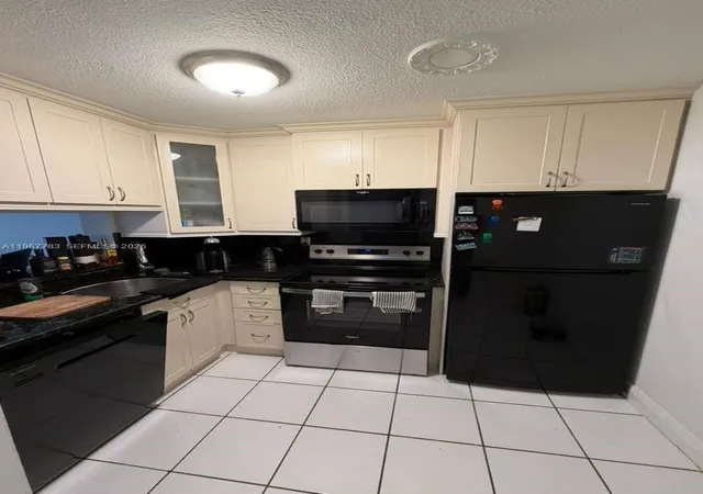 1st image of 488 Nw 165Th St Rd #B614, Miami, FL 33169 | MLS# A11967783