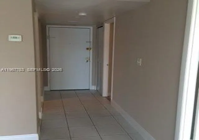 5th image of 488 Nw 165Th St Rd #B614, Miami, FL 33169 | MLS# A11967783