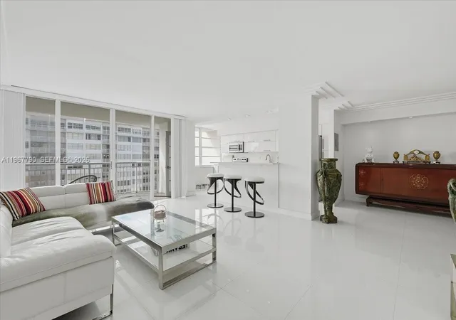 4th image of 18051 Biscayne Blvd #1701, Aventura, FL 33160 | MLS# A11967790