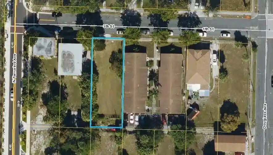 Photo 1 of Land for sale at 916 5th Street, West Palm Beach, FL 33401 | MLS# R11164797 | Listing updated on 2026-09-23