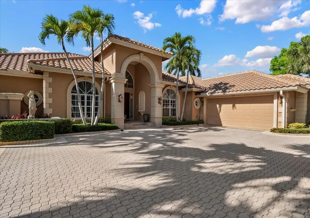 2nd image of 1338 Breakers West Boulevard, West Palm Beach, FL 33411 | MLS# R11164819