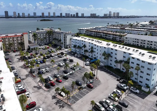 Homes for sale in North Palm Beach, FL | 104 Paradise Harbour Blvd, North Palm Beach, FL 33408