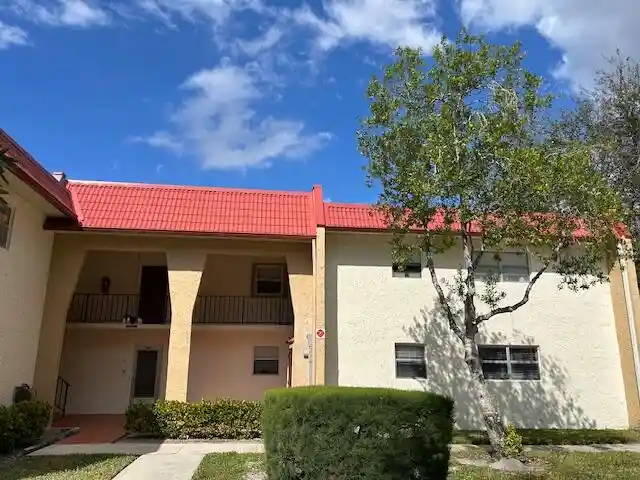 Photo 1 of Condo for sale at 145 Lake Evelyn Dr, West Palm Beach, FL 33411 | MLS# R11164853 | Listing updated on 2026-10-29
