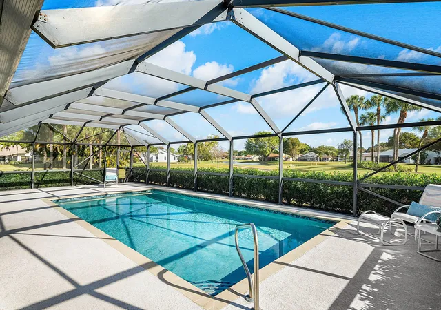 Homes for sale in Delray Beach, FL | 5722 Willow Creek Ln, Delray Beach, FL 33484 | MLS# R11164887