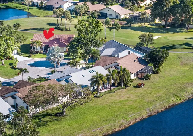 Homes for sale in Delray Beach, FL | 5722 Willow Creek Ln, Delray Beach, FL 33484 | MLS# R11164887