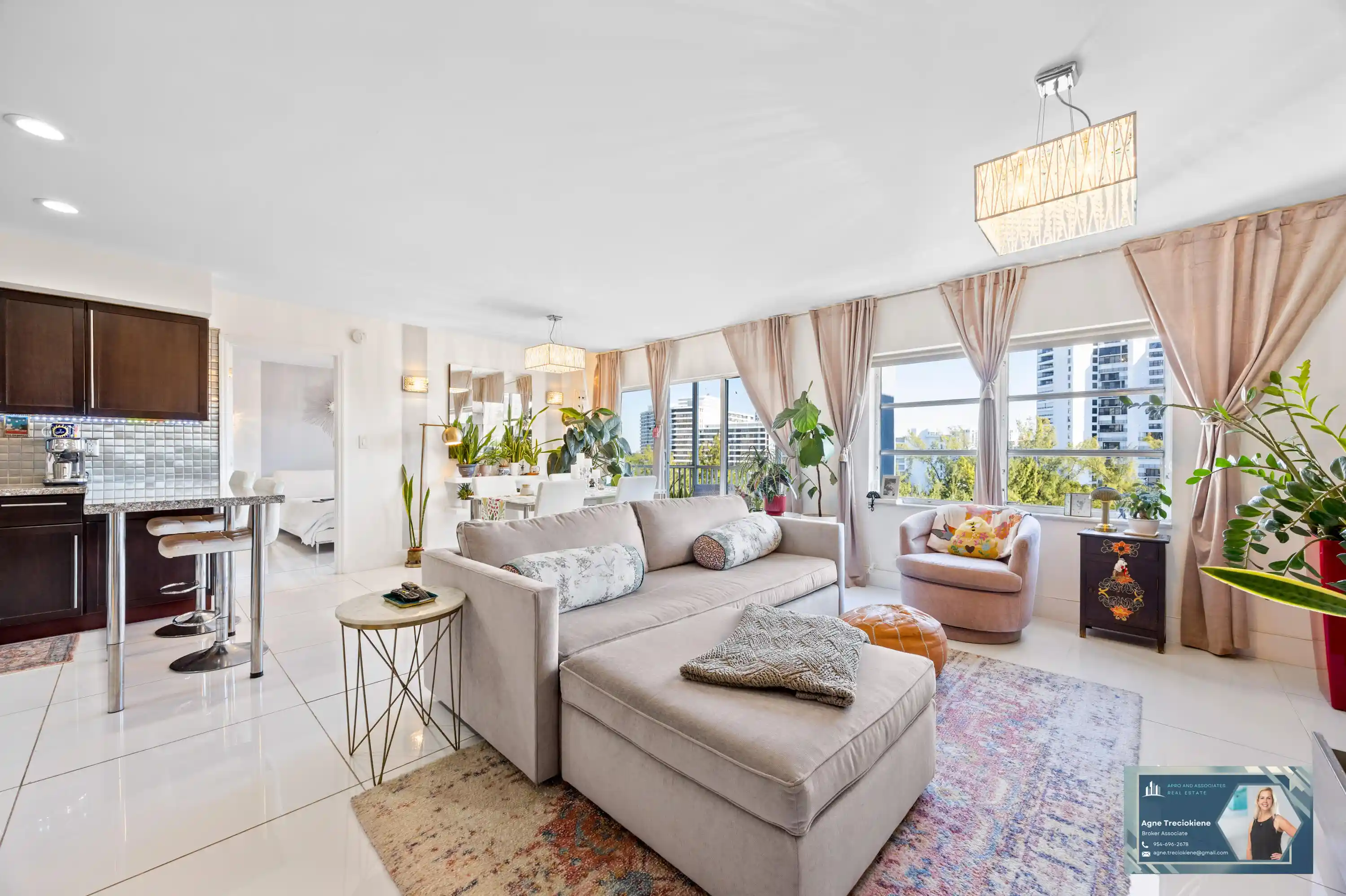Photo 1 of Condo for sale at 300 Diplomat Pkwy #812, Hallandale Beach, FL 33009 | MLS# R11164900 | Listing updated on 2026-10-29