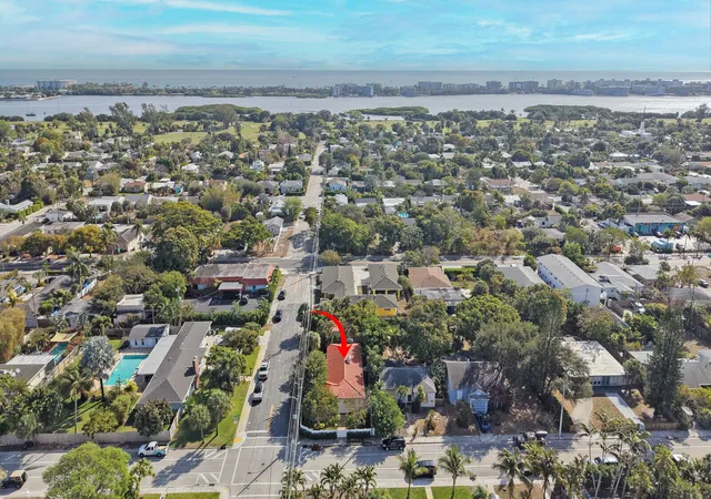 42nd image of 417 N 12th Ave N, Lake Worth Beach, FL 33460 | MLS# R11164902