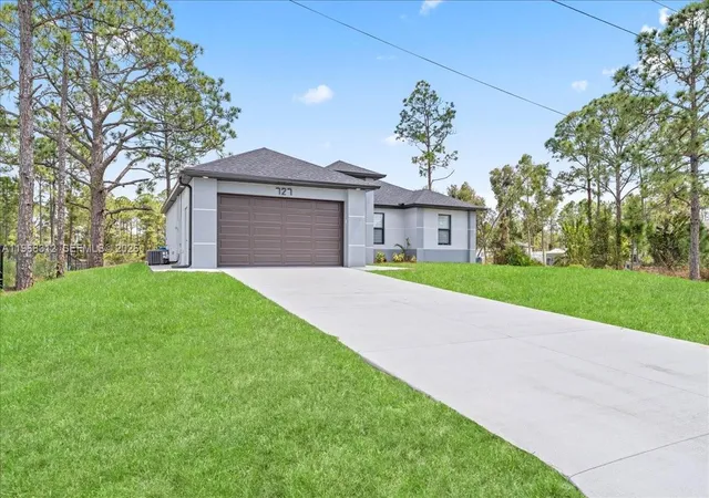 Homes for sale in Lehigh Acres, FL | 727 Drury Ave, Lehigh Acres, FL 33974 | MLS# A11968312
