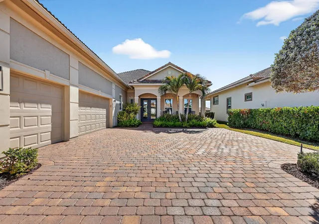 Homes for sale in Port Saint Lucie, FL | 8639 Sw Flutto Wy, Port Saint Lucie, FL 34987 | MLS# F10551987