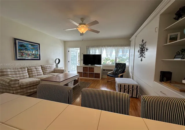 5th image of 801 Atlantic Shores Blvd #206, Hallandale Beach, FL 33009 | MLS# A11968343