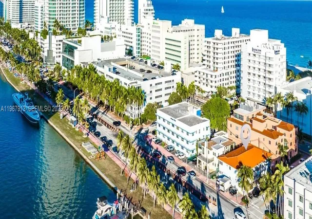 5th image of 4201 Indian Creek Dr 2 #2, Miami Beach, FL 33140 | MLS# A11967913