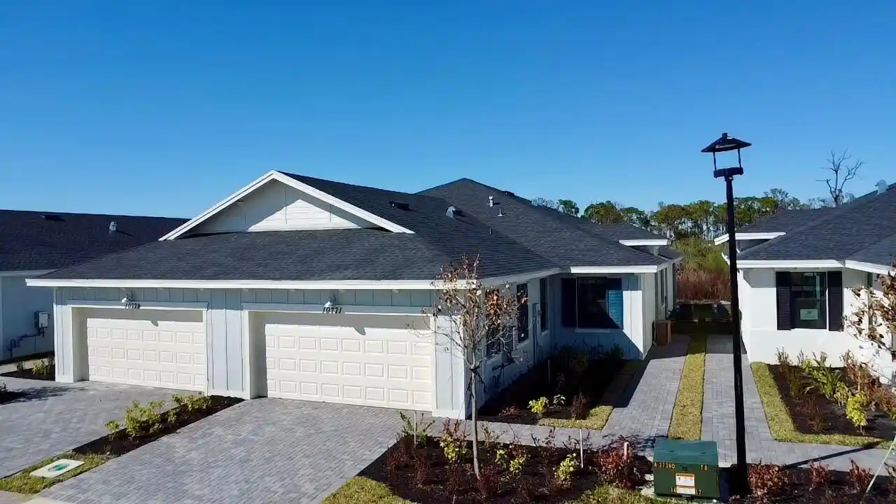 Photo 1 of Sale Pending at 10771 Nw Wilgrove Ln, Port St Lucie, FL 34987 | MLS# R11165074 | Listing updated on 2026-10-19