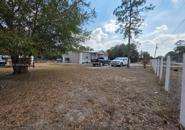 4th image of 555 S Lindero St, Clewiston, FL 33440 | MLS# A11968542