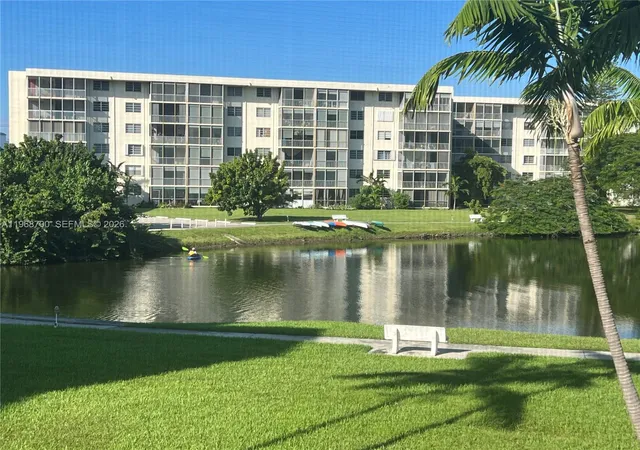 4th image of 2855 Leonard Dr #H202, Aventura, FL 33160 | MLS# A11968700