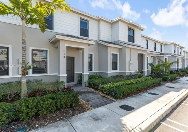 3rd image of 514 Ne 12Th St, Florida City, FL 33034 | MLS# A11968287