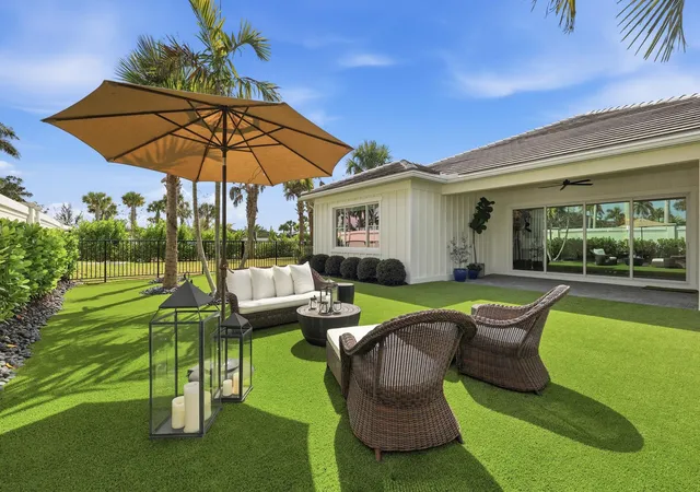 1st image of 12176 Waterstone Cir, Palm Beach Gardens, FL 33412 | MLS# R11165196