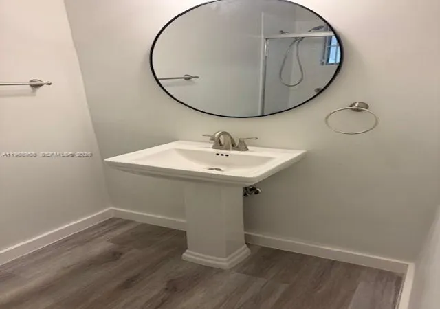 3rd image of 1400 Ne 191St St #308, Miami, FL 33179 | MLS# A11968958