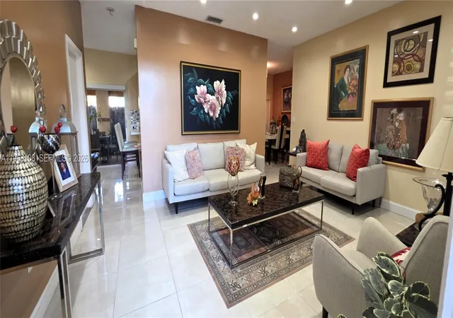 3rd image of 5769 Nw 99Th Ave, Doral, FL 33178 | MLS# A11968108