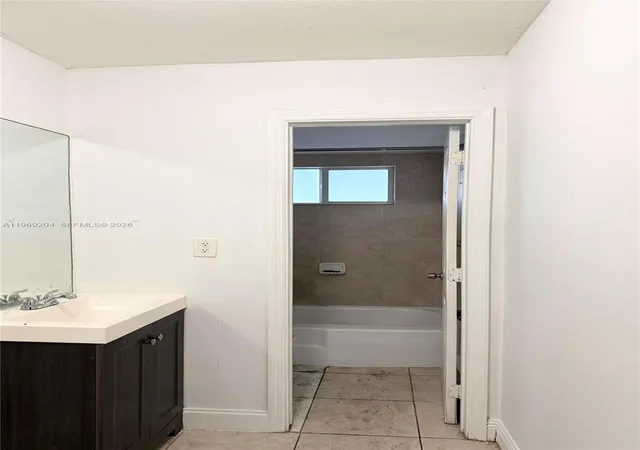 Homes for sale in Plantation, FL | 4271 Nw 5th Street, Plantation, FL 33317 | Houzeo