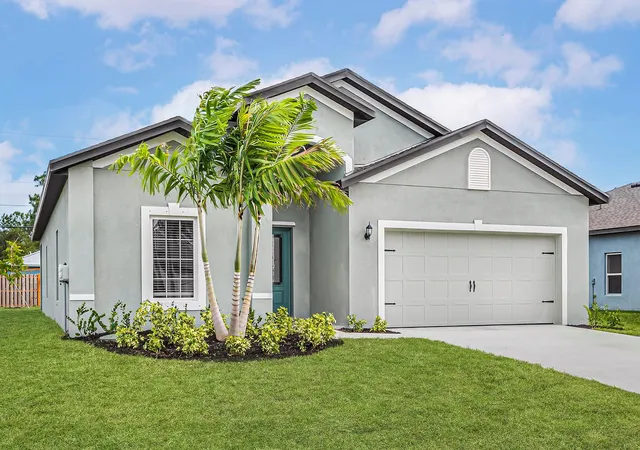 Photo 2 of Single family home for sale at 5604 Sunset Blvd, Fort Pierce, FL 34982 | MLS# F10554149 | Listing updated on 2026-10-01