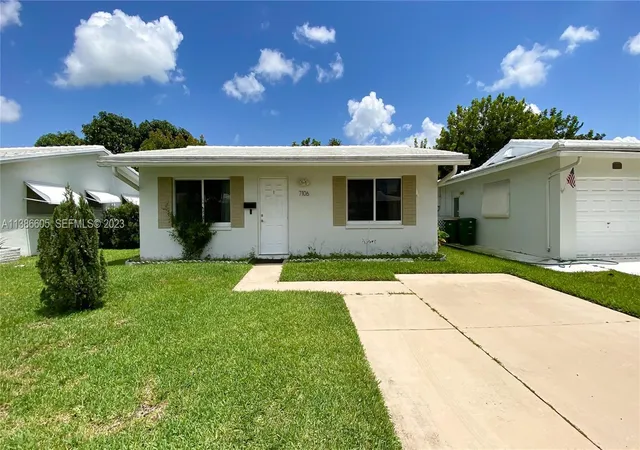 Photo 1 of Single family home for sale at 7106 Nw 73rd Avenue, Tamarac, FL 33321 | MLS# R11165463 | Listing updated on 2026-09-23