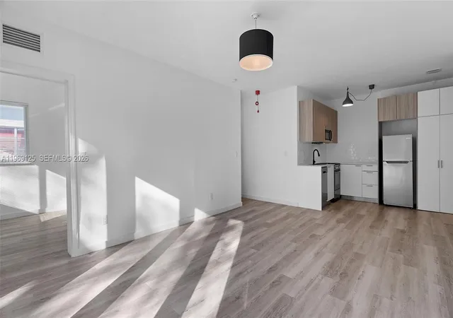 2nd image of 1561 Jefferson Ave, Miami Beach, FL 33139 | MLS# A11969125
