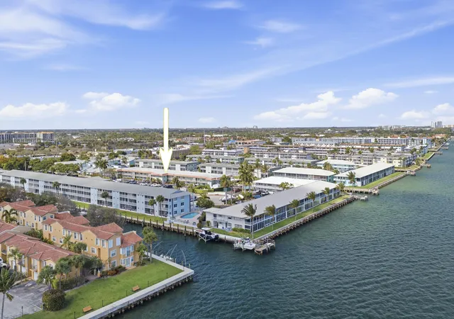 Homes for sale in North Palm Beach, FL | 117 Lehane Ter #205, North Palm Beach, FL 33408 | MLS# R11165647