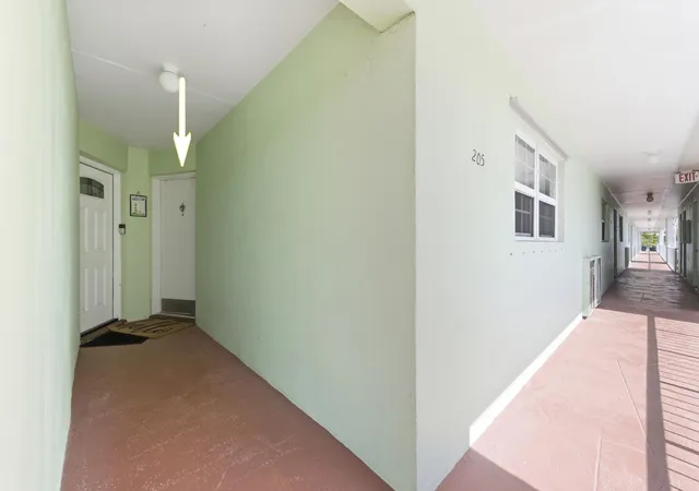 Homes for sale in North Palm Beach, FL | 117 Lehane Ter #205, North Palm Beach, FL 33408 | MLS# R11165647