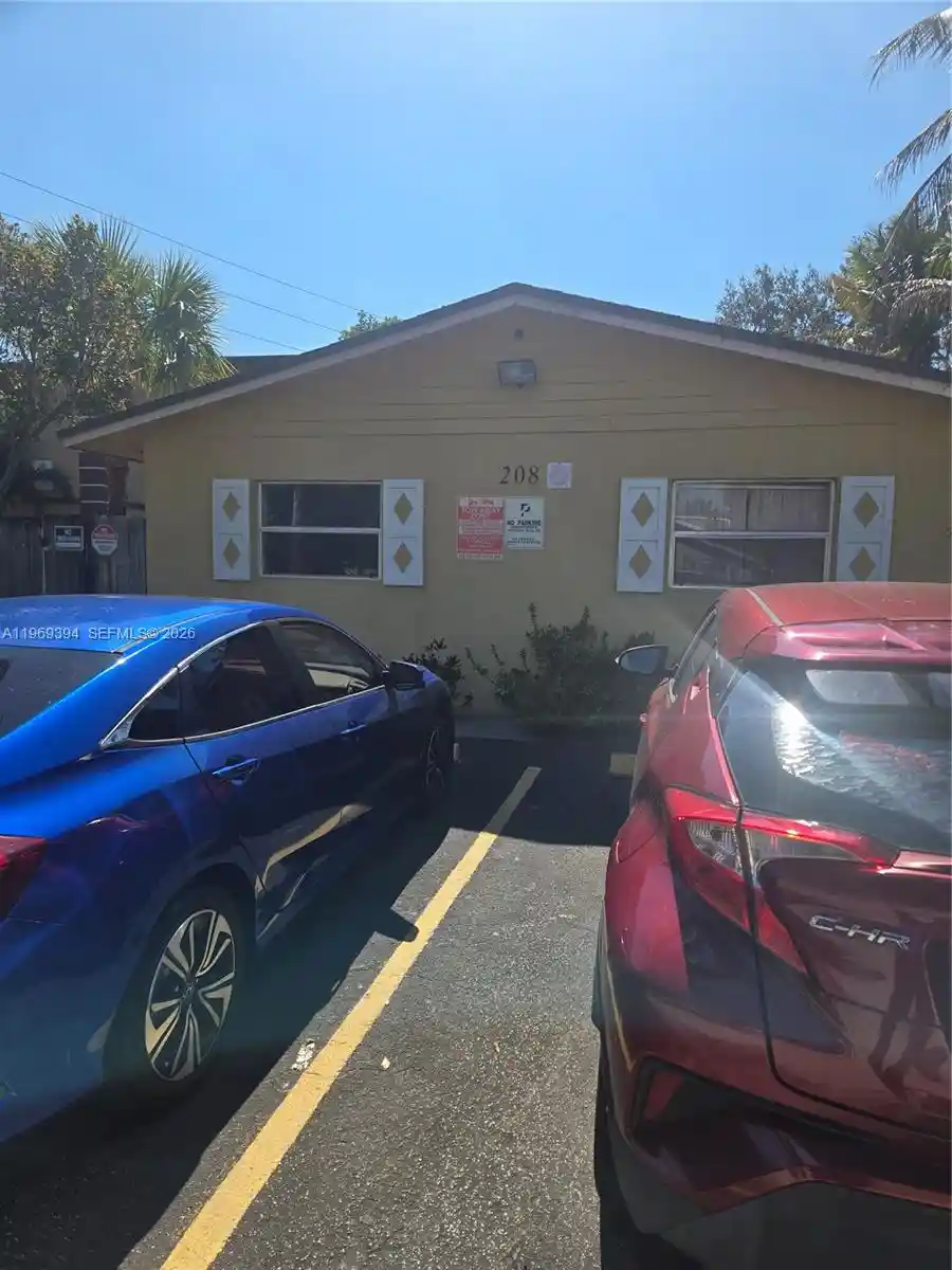 Multi family home for sale at 208 SW 1st Court, Pompano Beach, FL 33060 | MLS# A11969394