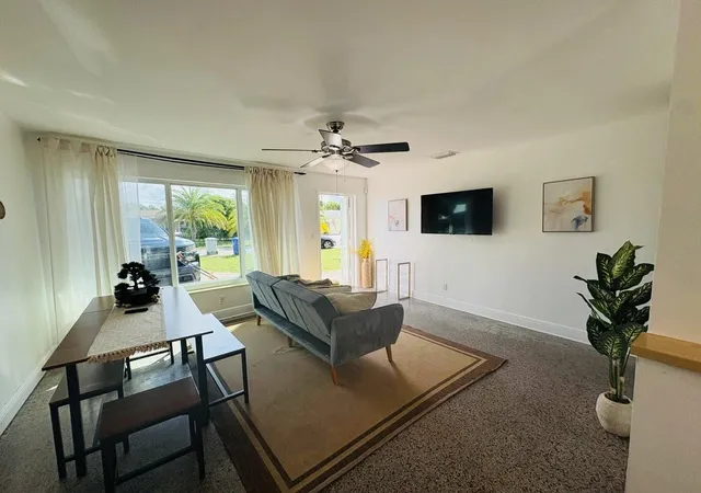 Homes for sale in Pompano Beach, FL | 2711 Ne 11Th Ter, Pompano Beach, FL 33064 | MLS# R11165718