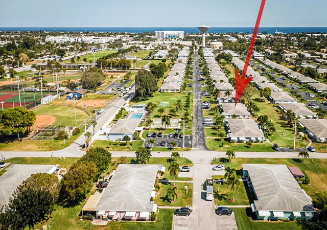 2nd image of 310 Main Blvd #C, Boynton Beach, FL 33435 | MLS# R11165816