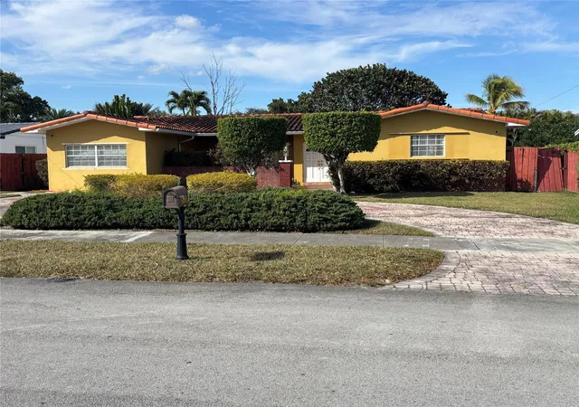 Photo 1 of Sale Pending at 9261 Sw 68th Street, Miami, FL 33173 | MLS# F10554364 | Listing updated on 2026-10-06