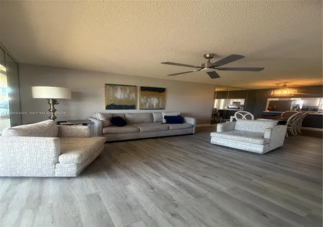 5th image of 9201 Sunrise Lakes Blvd #302, Sunrise, FL 33322 | MLS# A11968403