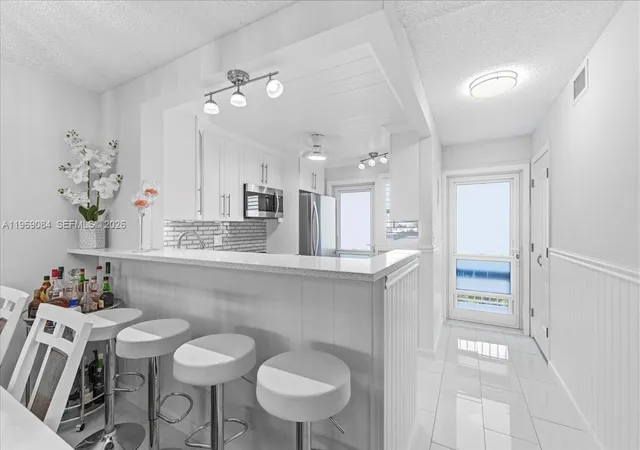5th image of 3201 Ne 8Th St, Pompano Beach, FL 33062