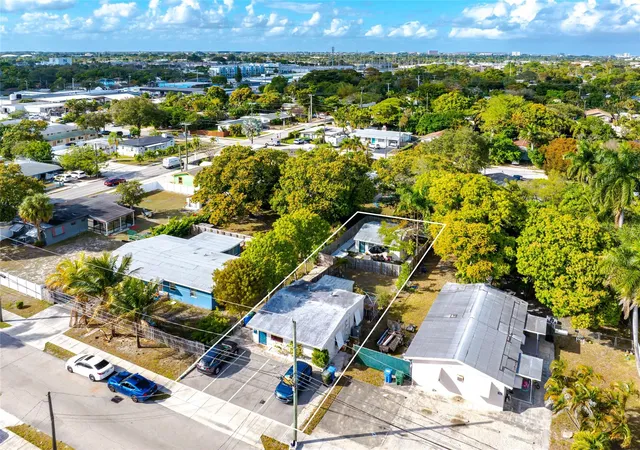 Photo 2 of Multi family home for sale at 659 Ne 32nd Street, Oakland Park, FL 33334 | MLS# F10553956 | Listing updated on 2026-09-23